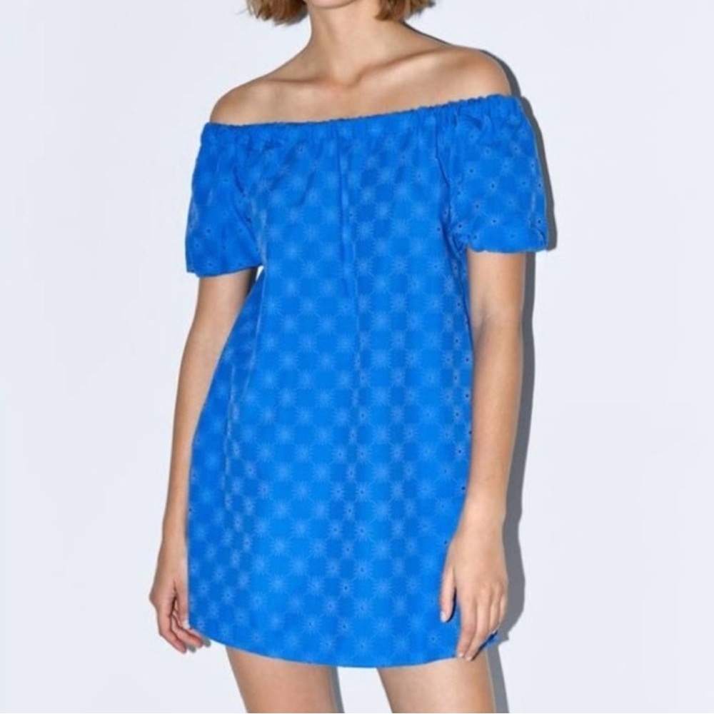 Zara Textured Off the Shoulder Blue Eyelet Mini Dress Size Small